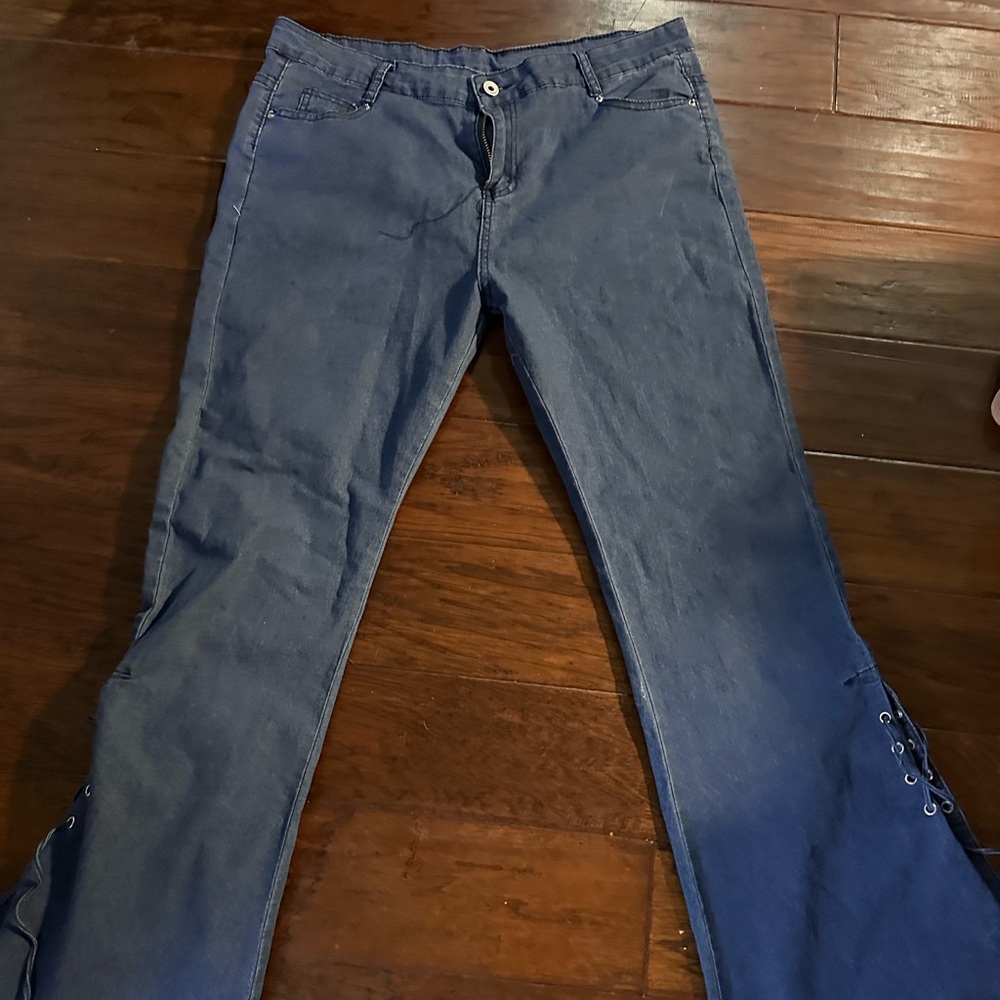Bell bottom jeans Sz XL NEW